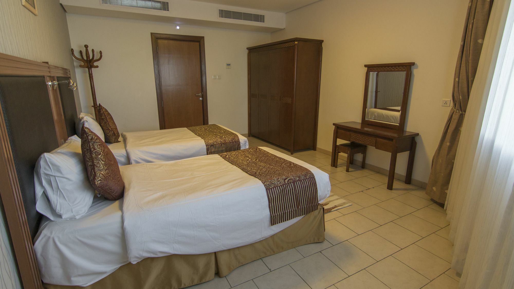 Sadeem Al Fajr Hotel Suites Ta'if Exterior foto